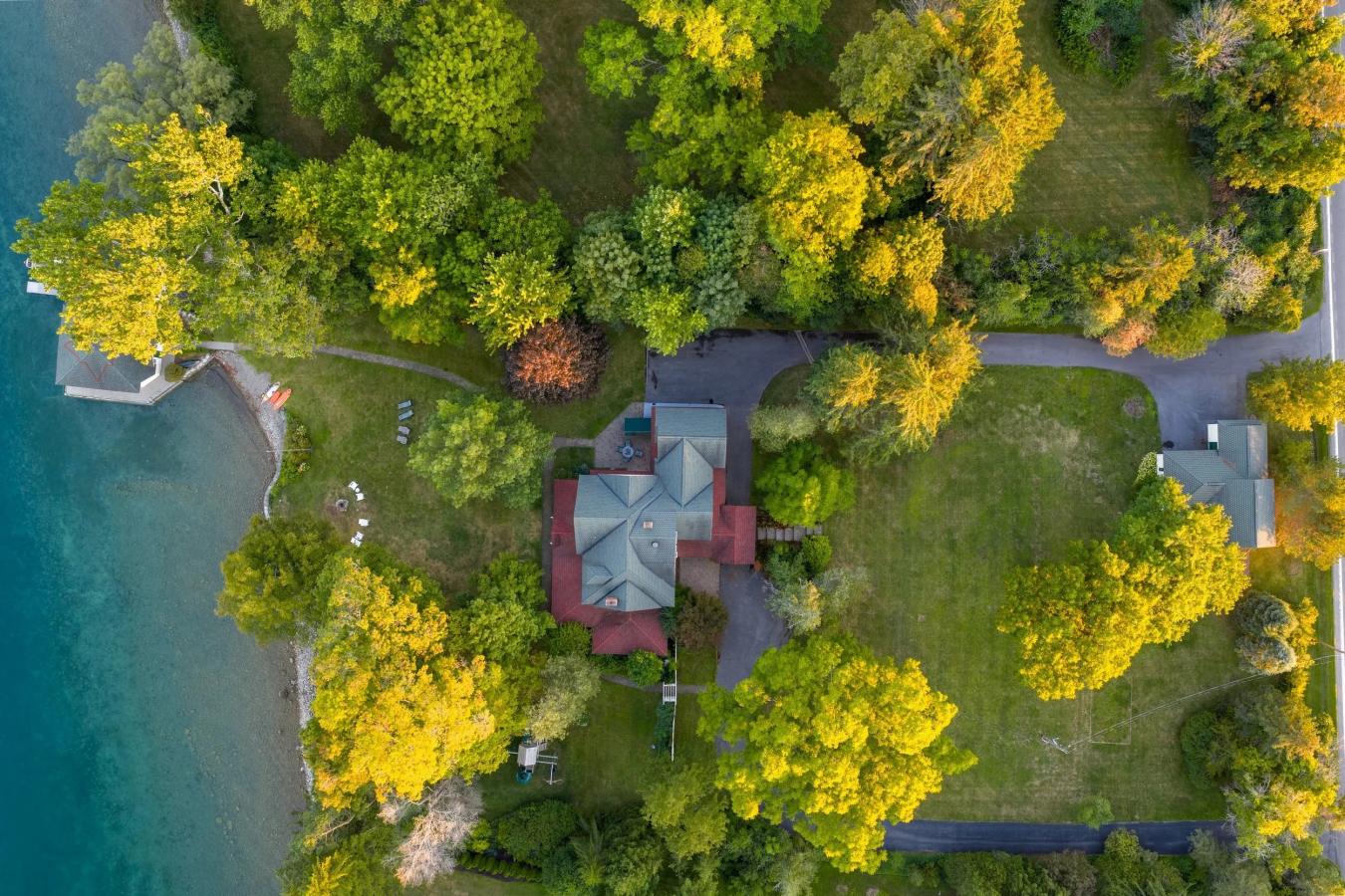 Skaneateles, ONONDAGA, 13152, United States, 6 Bedrooms Bedrooms, ,3 BathroomsBathrooms,Residential,For Sale,1964398