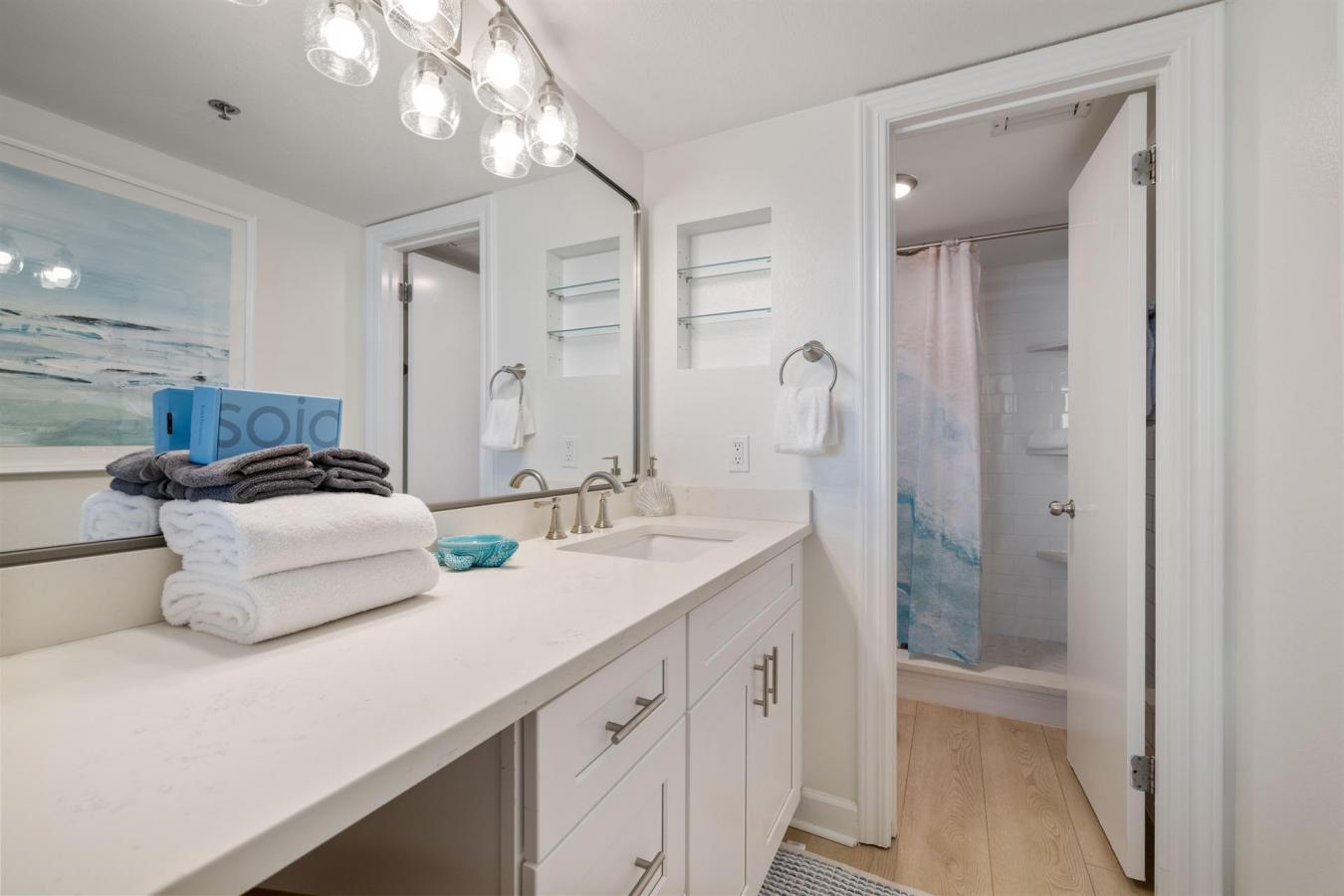 Orange Beach, Baldwin, 36561, United States, 3 Bedrooms Bedrooms, ,2 BathroomsBathrooms,Residential,For Sale,1964396