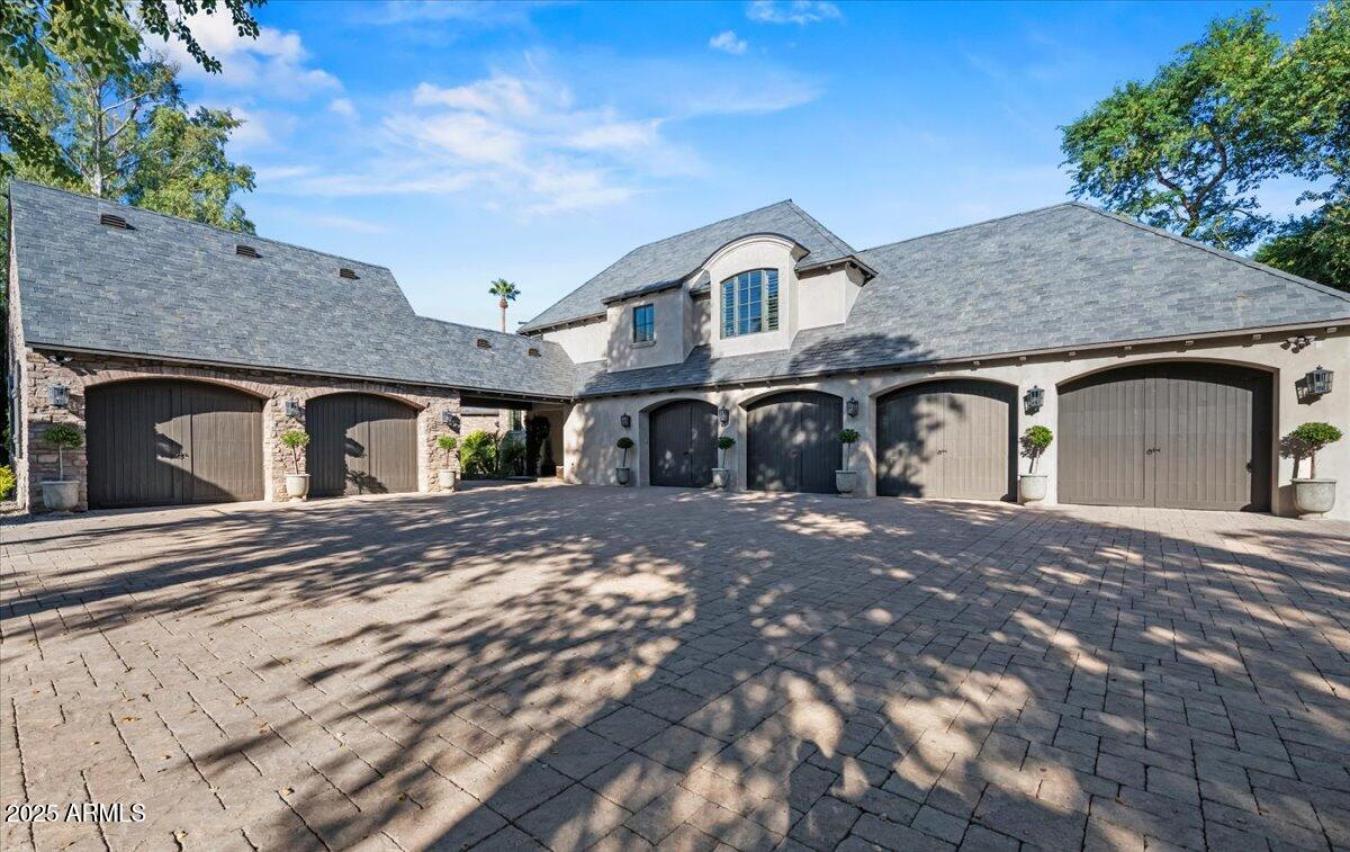 Phoenix, Arizona, 85016, United States, 7 Bedrooms Bedrooms, ,8 BathroomsBathrooms,Residential,For Sale,1964395