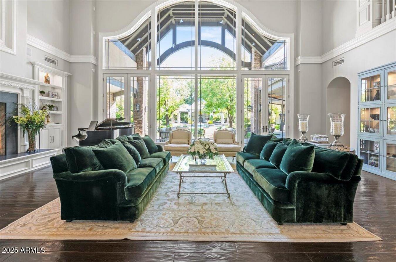 Phoenix, Arizona, 85016, United States, 7 Bedrooms Bedrooms, ,8 BathroomsBathrooms,Residential,For Sale,1964395