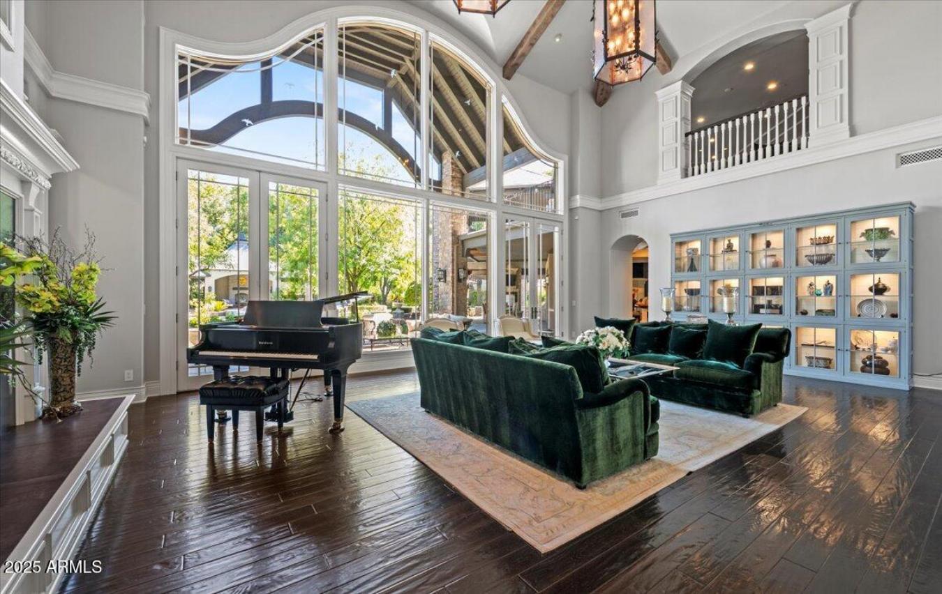 Phoenix, Arizona, 85016, United States, 7 Bedrooms Bedrooms, ,8 BathroomsBathrooms,Residential,For Sale,1964395