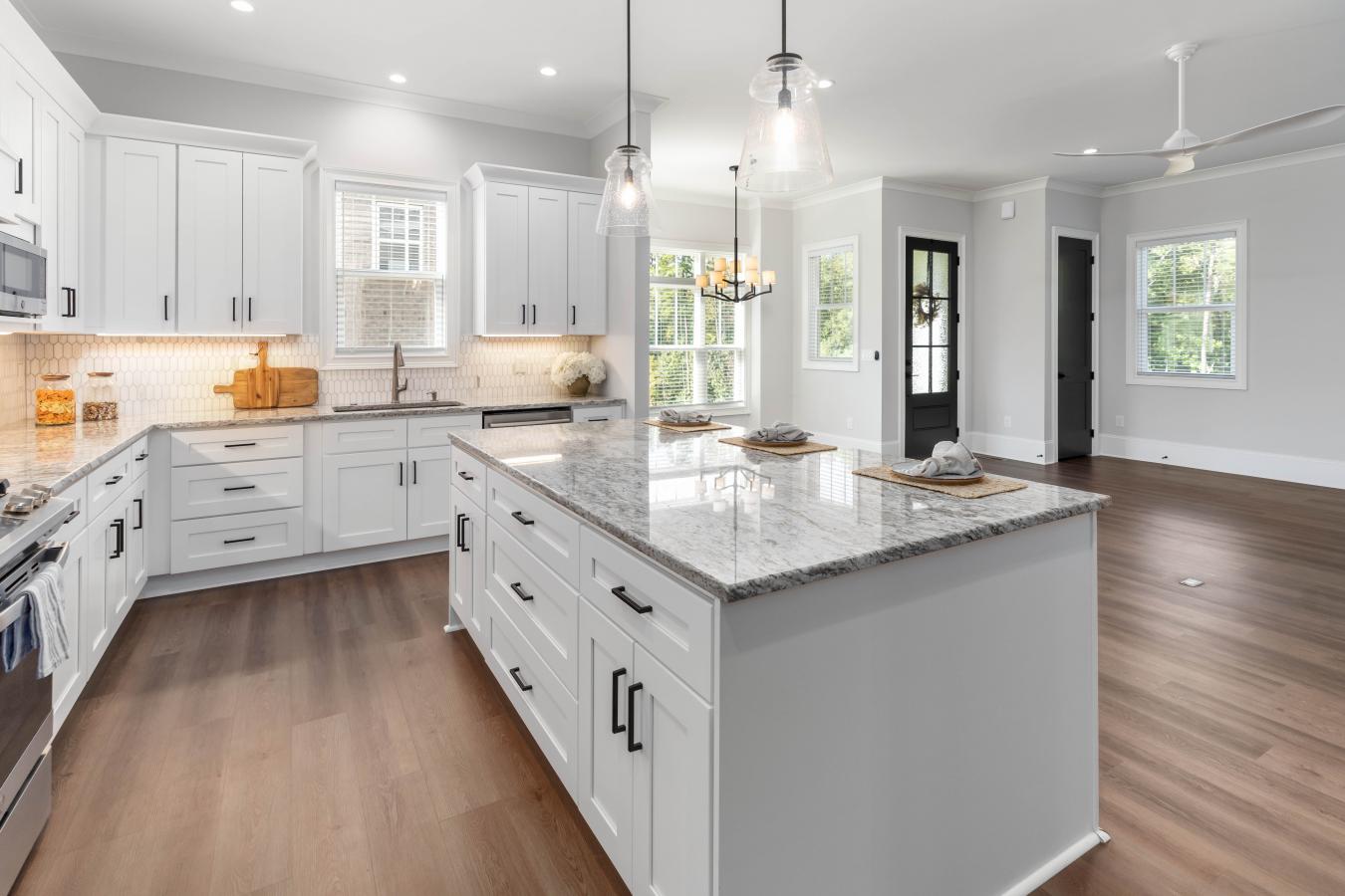 Davidson, Mecklenburg, 28036, United States, 6 Bedrooms Bedrooms, ,6 BathroomsBathrooms,Residential,For Sale,1964646