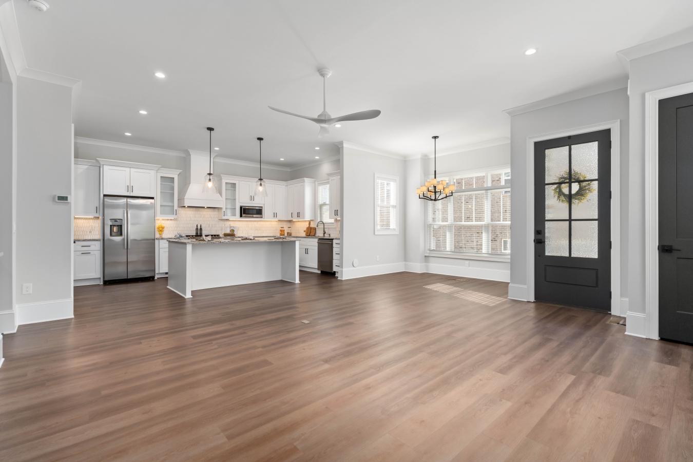 Davidson, Mecklenburg, 28036, United States, 6 Bedrooms Bedrooms, ,6 BathroomsBathrooms,Residential,For Sale,1964646 Davidson, Mecklenburg, 28036, United States, 6 Bedrooms Bedrooms, ,6 BathroomsBathrooms,Residential,For Sale,1964646