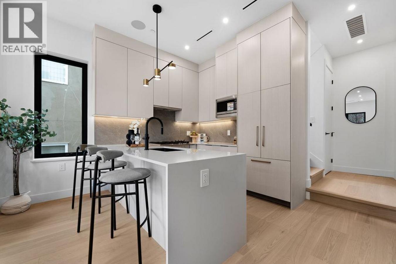 Vancouver, BC, V5S3J7, Canada, 5 Bedrooms Bedrooms, ,4 BathroomsBathrooms,Residential,For Sale,1964644 Vancouver, BC, V5S3J7, Canada, 5 Bedrooms Bedrooms, ,4 BathroomsBathrooms,Residential,For Sale,1964644