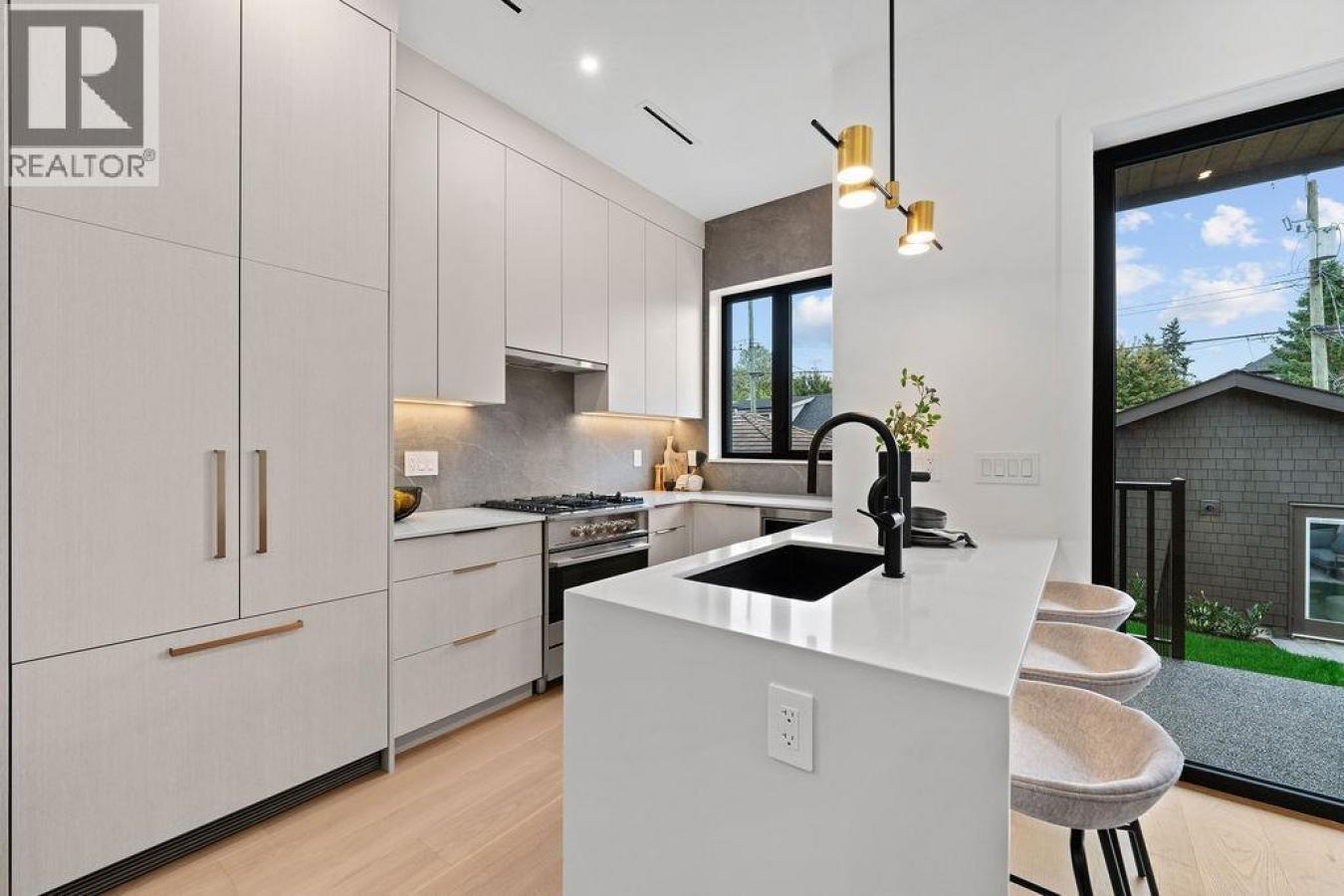 Vancouver, BC, V5S3J7, Canada, 4 Bedrooms Bedrooms, ,4 BathroomsBathrooms,Residential,For Sale,1964643 Vancouver, BC, V5S3J7, Canada, 4 Bedrooms Bedrooms, ,4 BathroomsBathrooms,Residential,For Sale,1964643