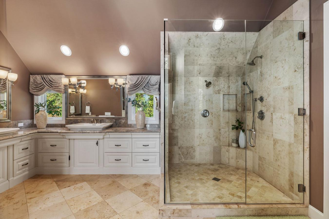 Redmond, King, 98052, United States, 5 Bedrooms Bedrooms, ,6 BathroomsBathrooms,Residential,For Sale,1964640