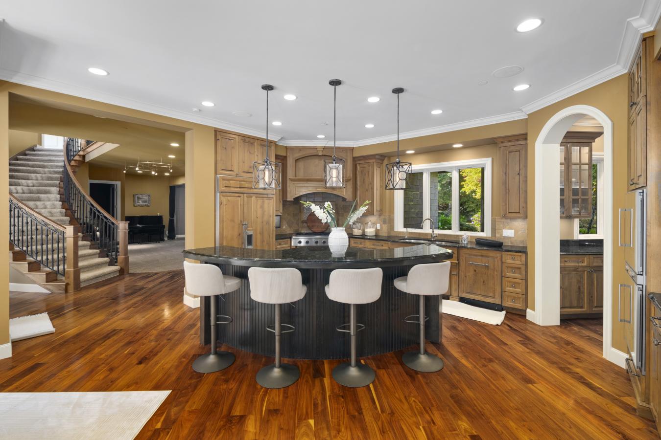 Redmond, King, 98052, United States, 5 Bedrooms Bedrooms, ,6 BathroomsBathrooms,Residential,For Sale,1964640