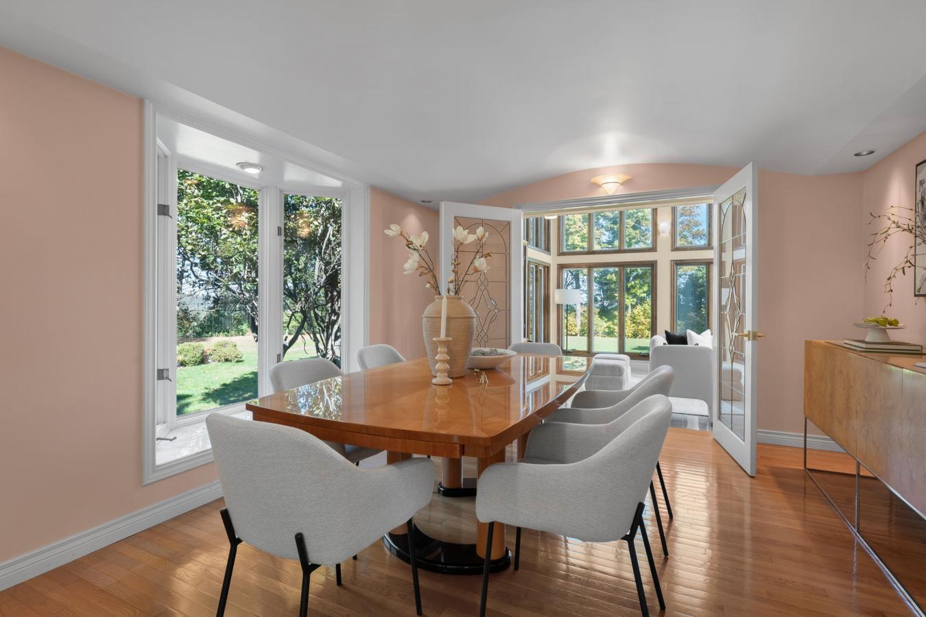 Ancaster, ON, L9G 3H6, Canada, 5 Bedrooms Bedrooms, ,4 BathroomsBathrooms,Residential,For Sale,1964639