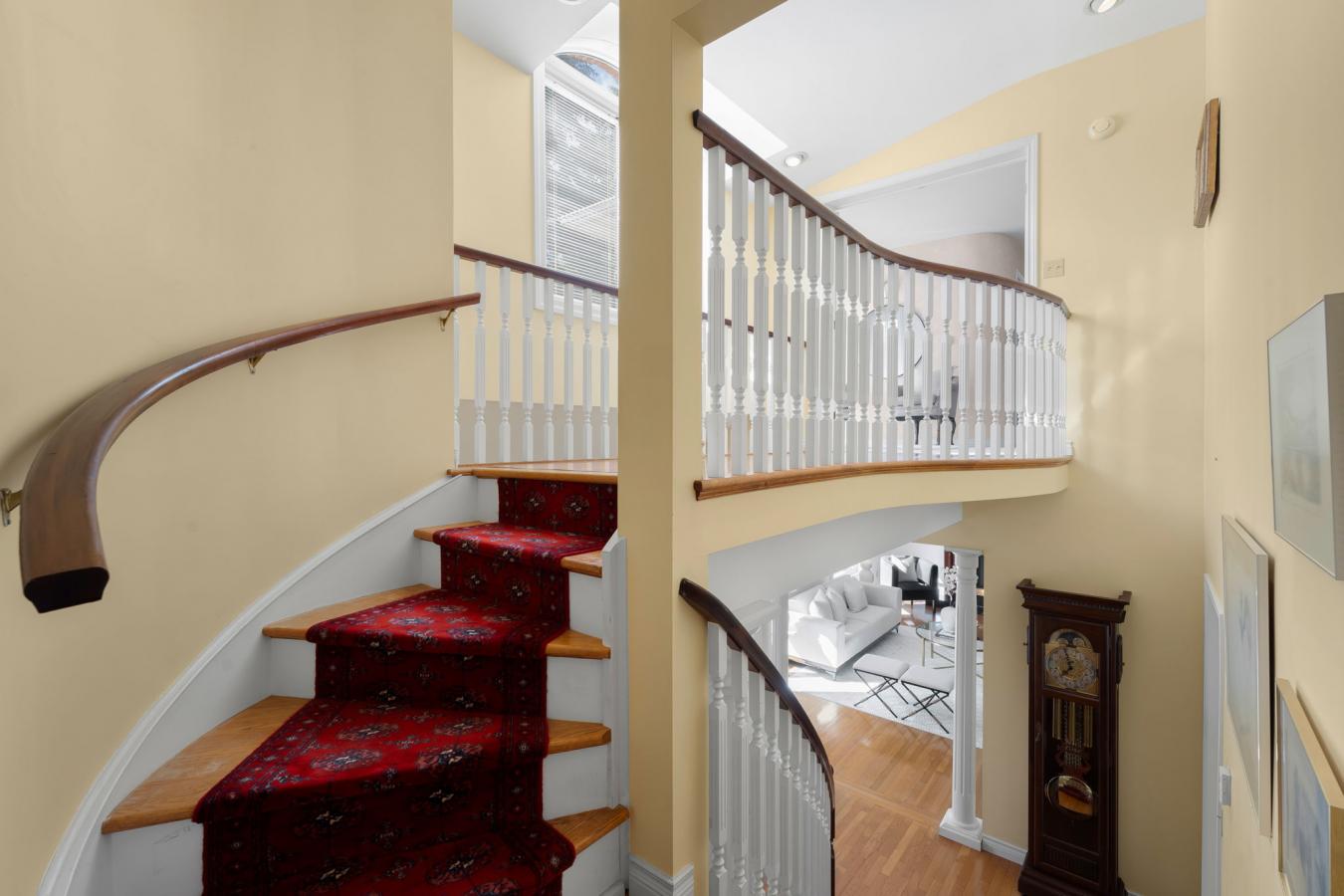 Ancaster, ON, L9G 3H6, Canada, 5 Bedrooms Bedrooms, ,4 BathroomsBathrooms,Residential,For Sale,1964639