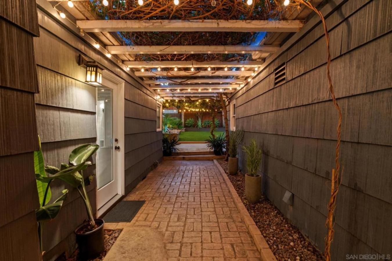 San Diego, San Diego, 92115, United States, 3 Bedrooms Bedrooms, ,2 BathroomsBathrooms,Residential,For Sale,1964637