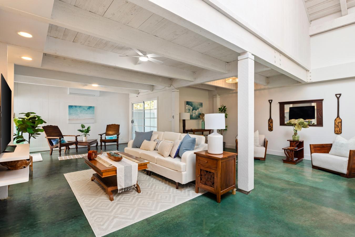 Kailua, Hawaii, 96734, United States, 10 Bedrooms Bedrooms, ,7 BathroomsBathrooms,Residential,For Sale,1964633