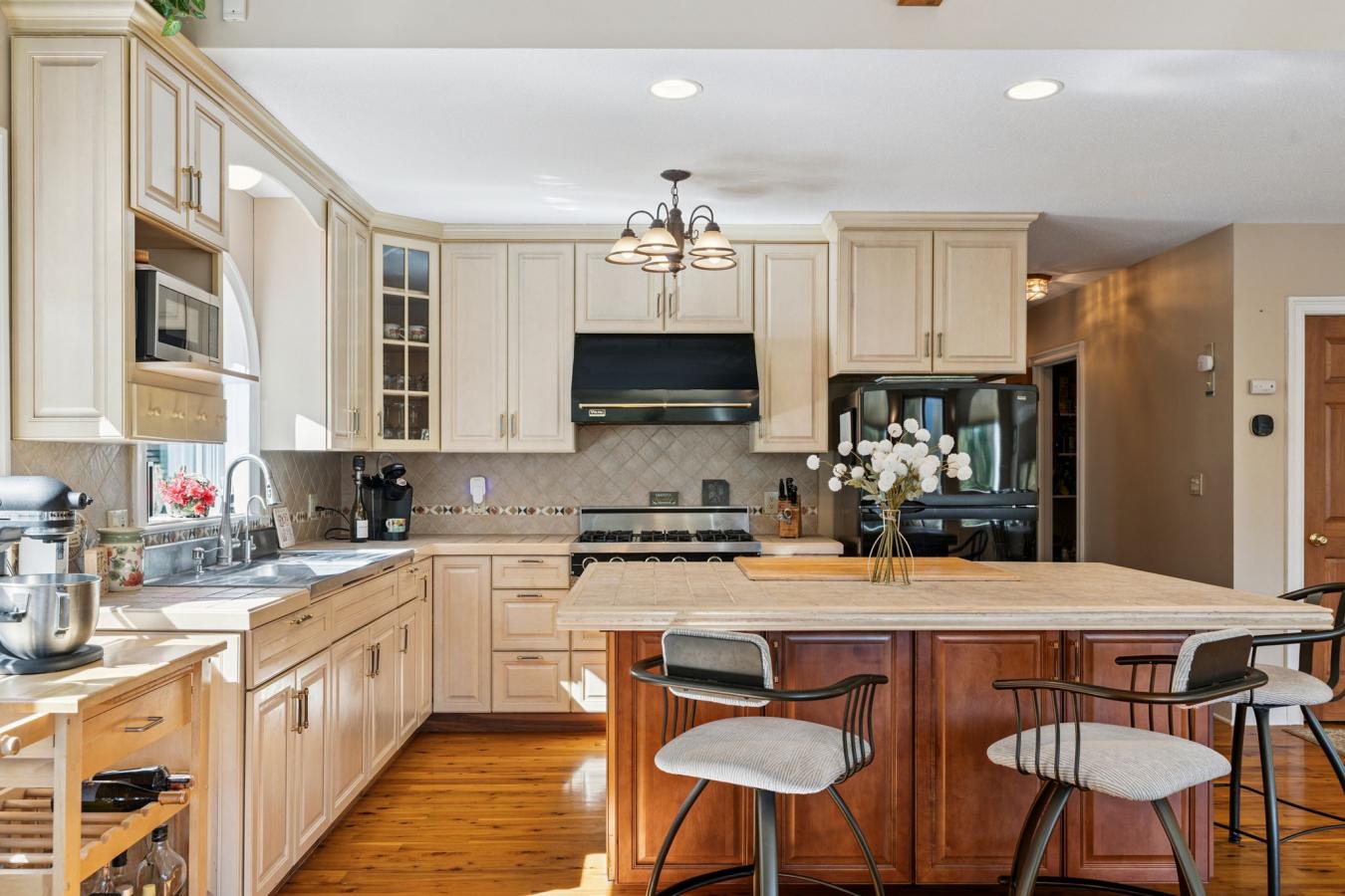 West Windsor, Vermont, 05089, United States, 3 Bedrooms Bedrooms, ,2 BathroomsBathrooms,Residential,For Sale,1966116