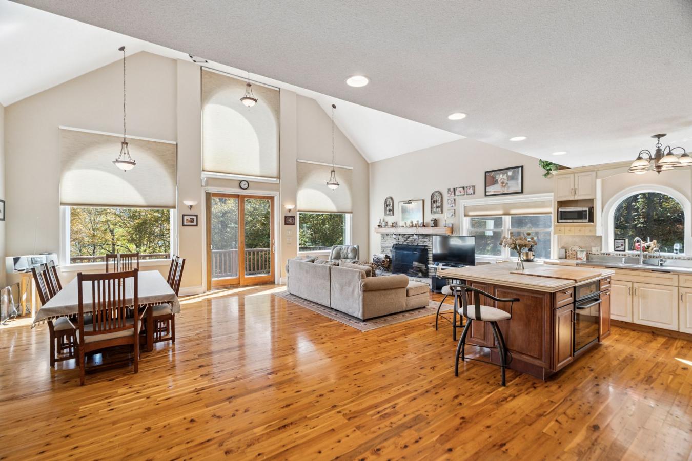 West Windsor, Vermont, 05089, United States, 3 Bedrooms Bedrooms, ,2 BathroomsBathrooms,Residential,For Sale,1966116