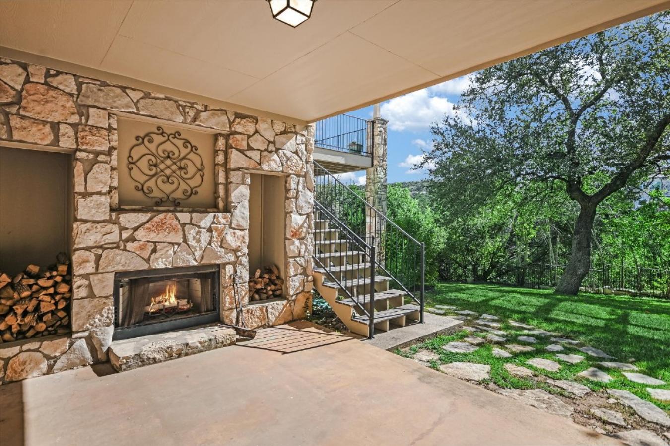 Austin, Travis, 78733, United States, 4 Bedrooms Bedrooms, ,3 BathroomsBathrooms,Residential,For Sale,1964630