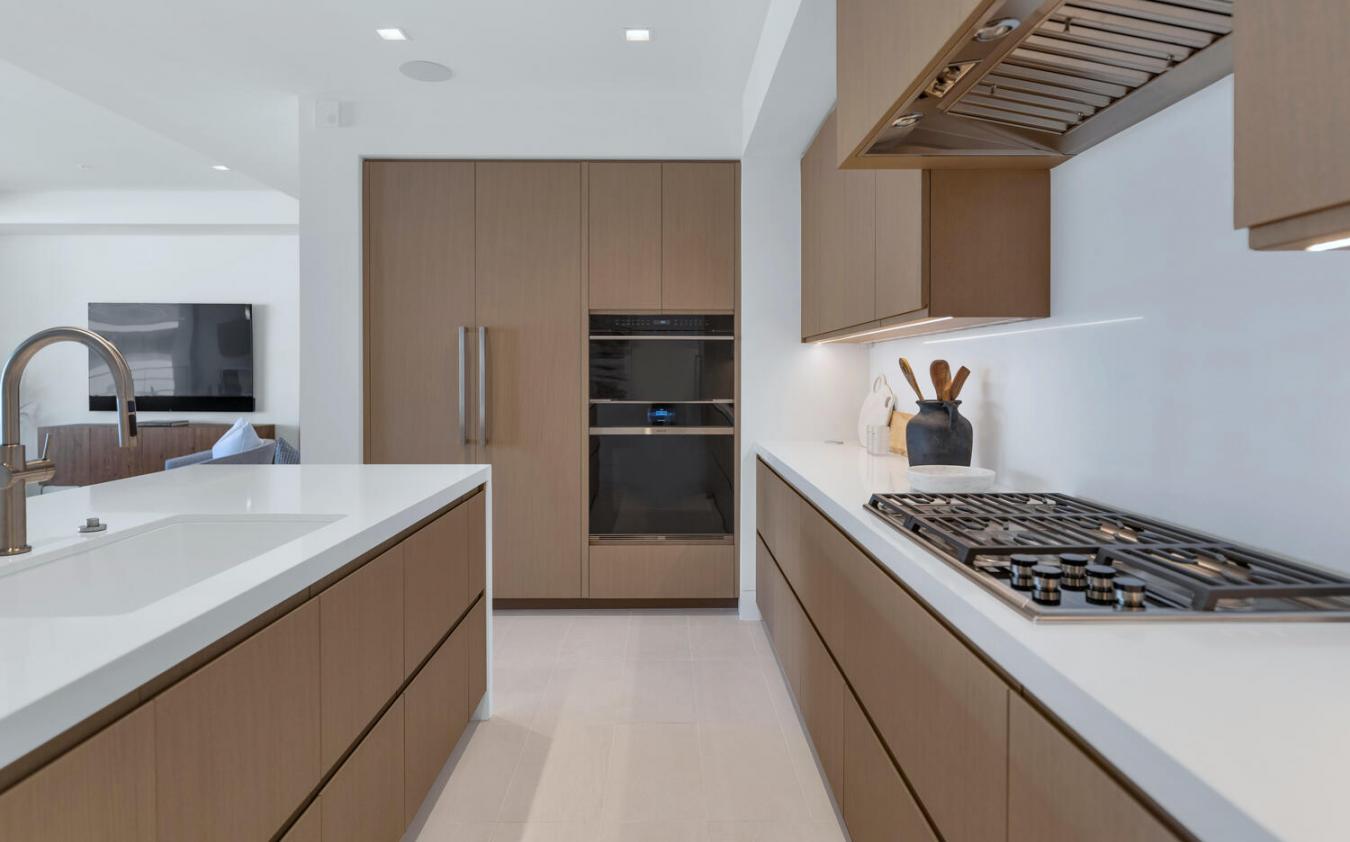 Paradise Valley, Arizona, 85253, United States, 2 Bedrooms Bedrooms, ,2 BathroomsBathrooms,Residential,For Sale,1964628