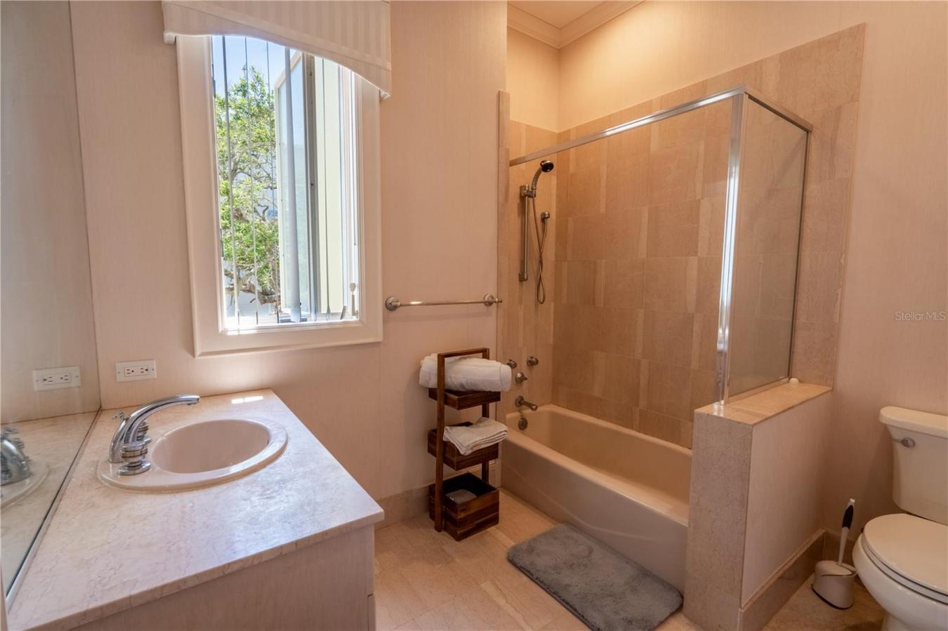 ENGLEWOOD, Sarasota, 34223, United States, 6 Bedrooms Bedrooms, ,6 BathroomsBathrooms,Residential,For Sale,1964627