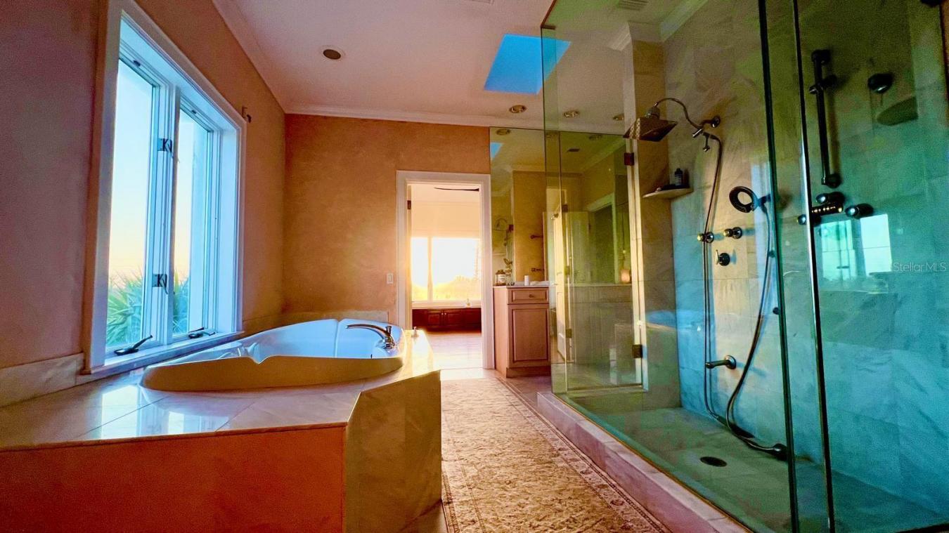 ENGLEWOOD, Sarasota, 34223, United States, 6 Bedrooms Bedrooms, ,6 BathroomsBathrooms,Residential,For Sale,1964627