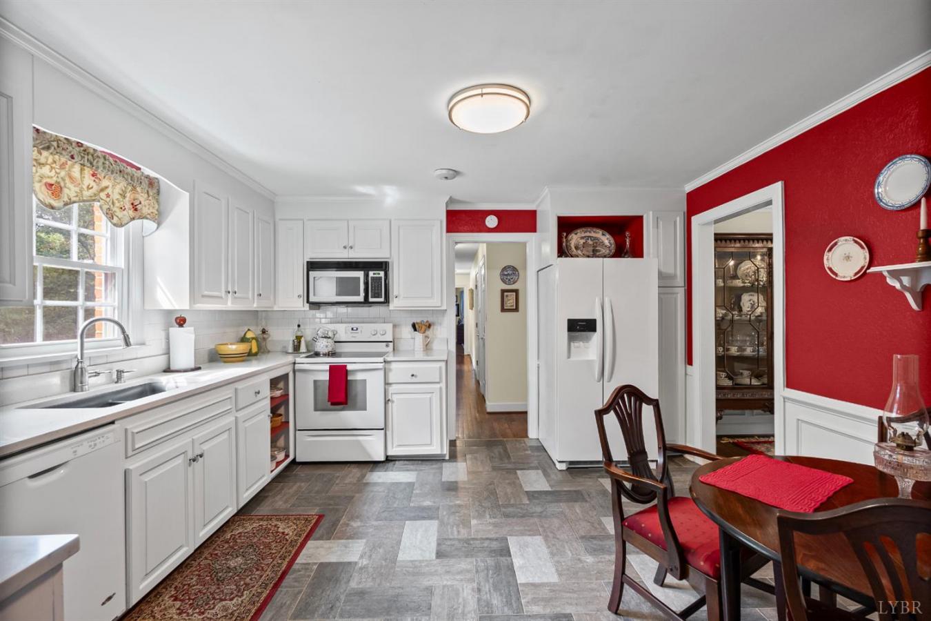 Madison Heights, Amherst, 24572, United States, 5 Bedrooms Bedrooms, ,2 BathroomsBathrooms,Residential,For Sale,1964629