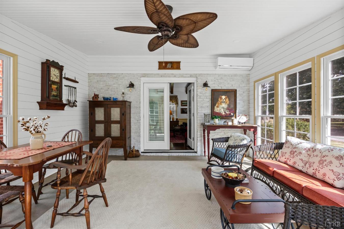 Madison Heights, Amherst, 24572, United States, 5 Bedrooms Bedrooms, ,2 BathroomsBathrooms,Residential,For Sale,1964629