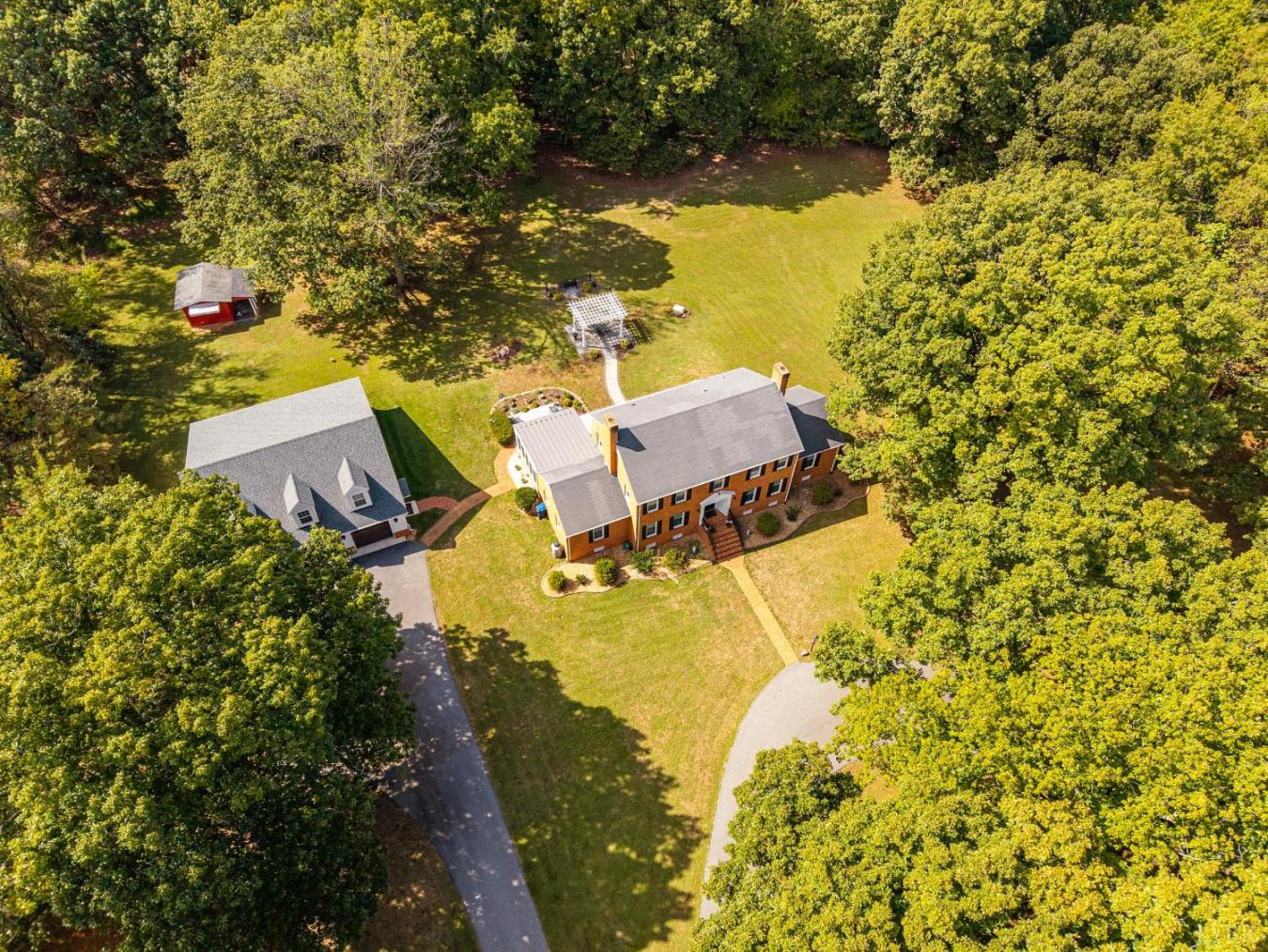 Madison Heights, Amherst, 24572, United States, 5 Bedrooms Bedrooms, ,2 BathroomsBathrooms,Residential,For Sale,1964629