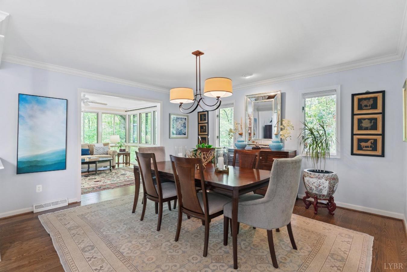 Lynchburg, Bedford, 24503, United States, 4 Bedrooms Bedrooms, ,3 BathroomsBathrooms,Residential,For Sale,1964626