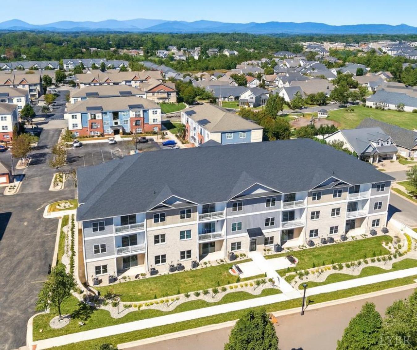 420 Capstone Unit 107, Lynchburg, Lynchburg, 24502, United States, 3 Bedrooms Bedrooms, ,-1 BathroomBathrooms,Residential,For Sale,420 Capstone Unit 107,361455