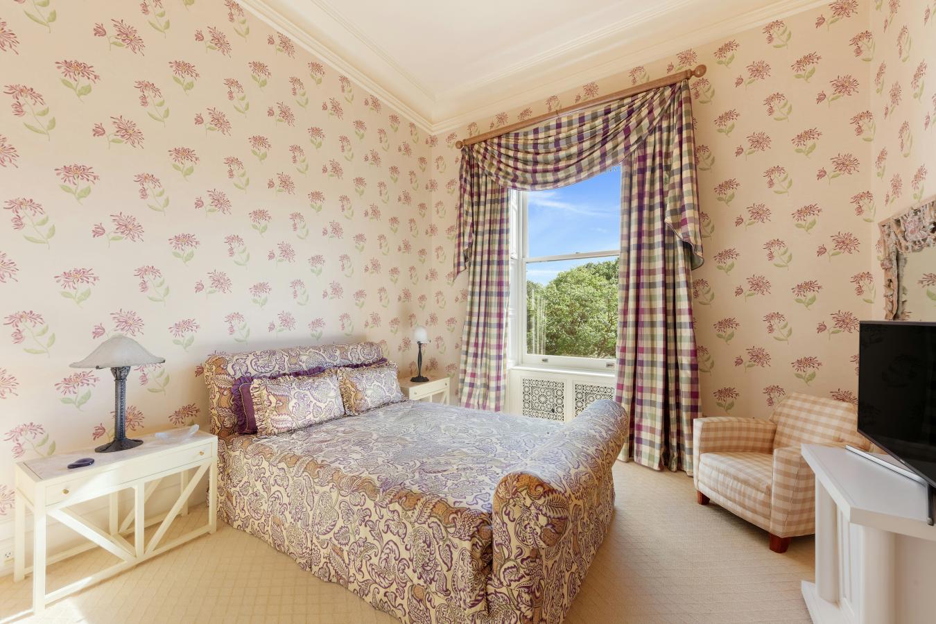 New York, New York, 10023, United States, 3 Bedrooms Bedrooms, ,4 BathroomsBathrooms,Residential,For Sale,1965948