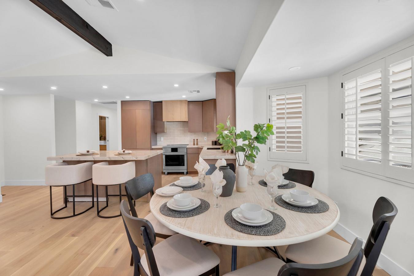 Scottsdale, Maricopa, 85260, United States, 4 Bedrooms Bedrooms, ,2 BathroomsBathrooms,Residential,For Sale,1964621