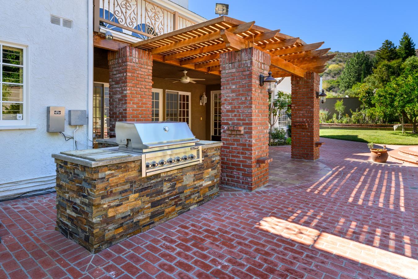 Agoura Hills, Los Angeles, 91301, United States, 5 Bedrooms Bedrooms, ,4 BathroomsBathrooms,Residential,For Sale,1968597