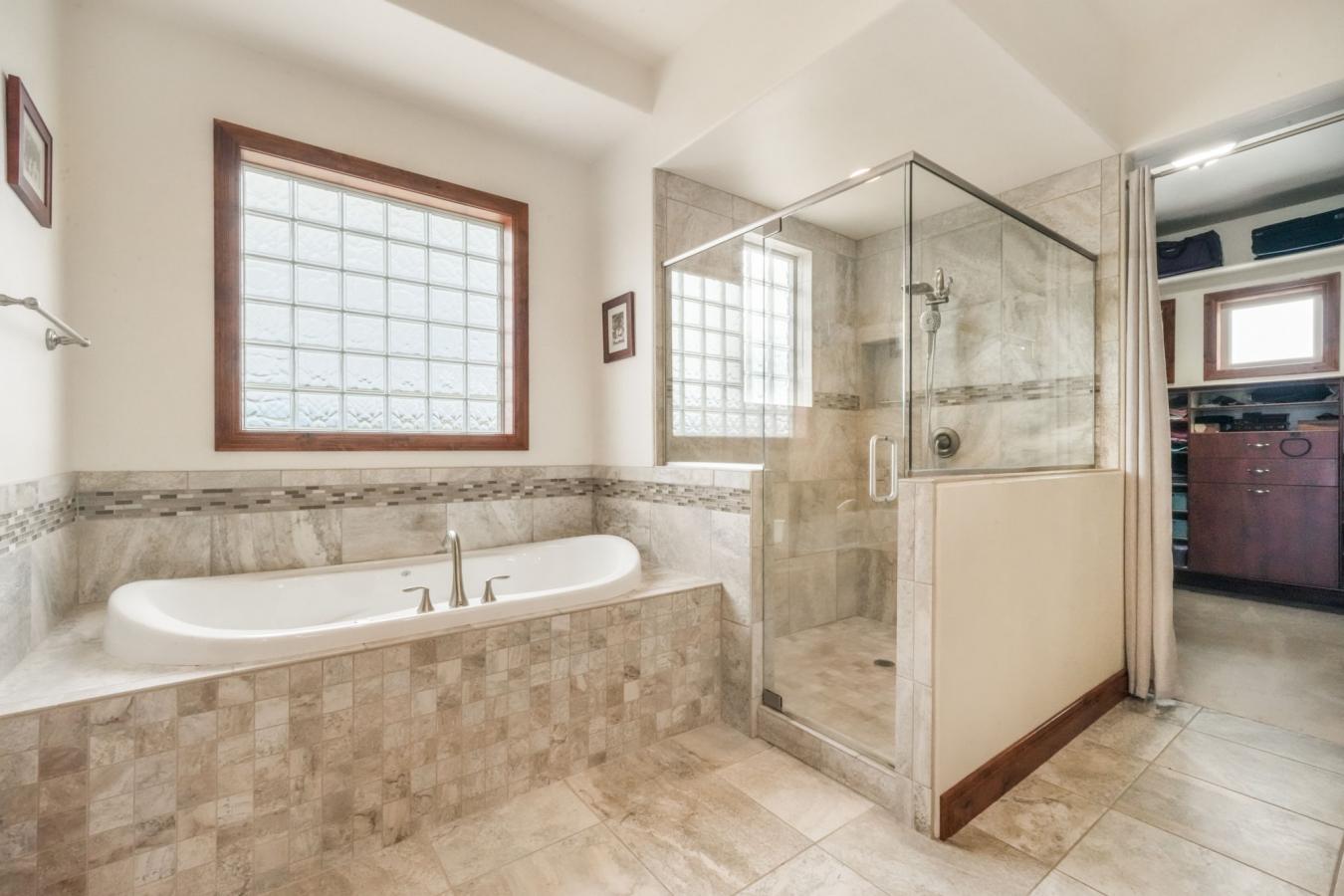 Colorado Springs, El Paso, 80908, United States, 4 Bedrooms Bedrooms, ,4 BathroomsBathrooms,Residential,For Sale,1964612