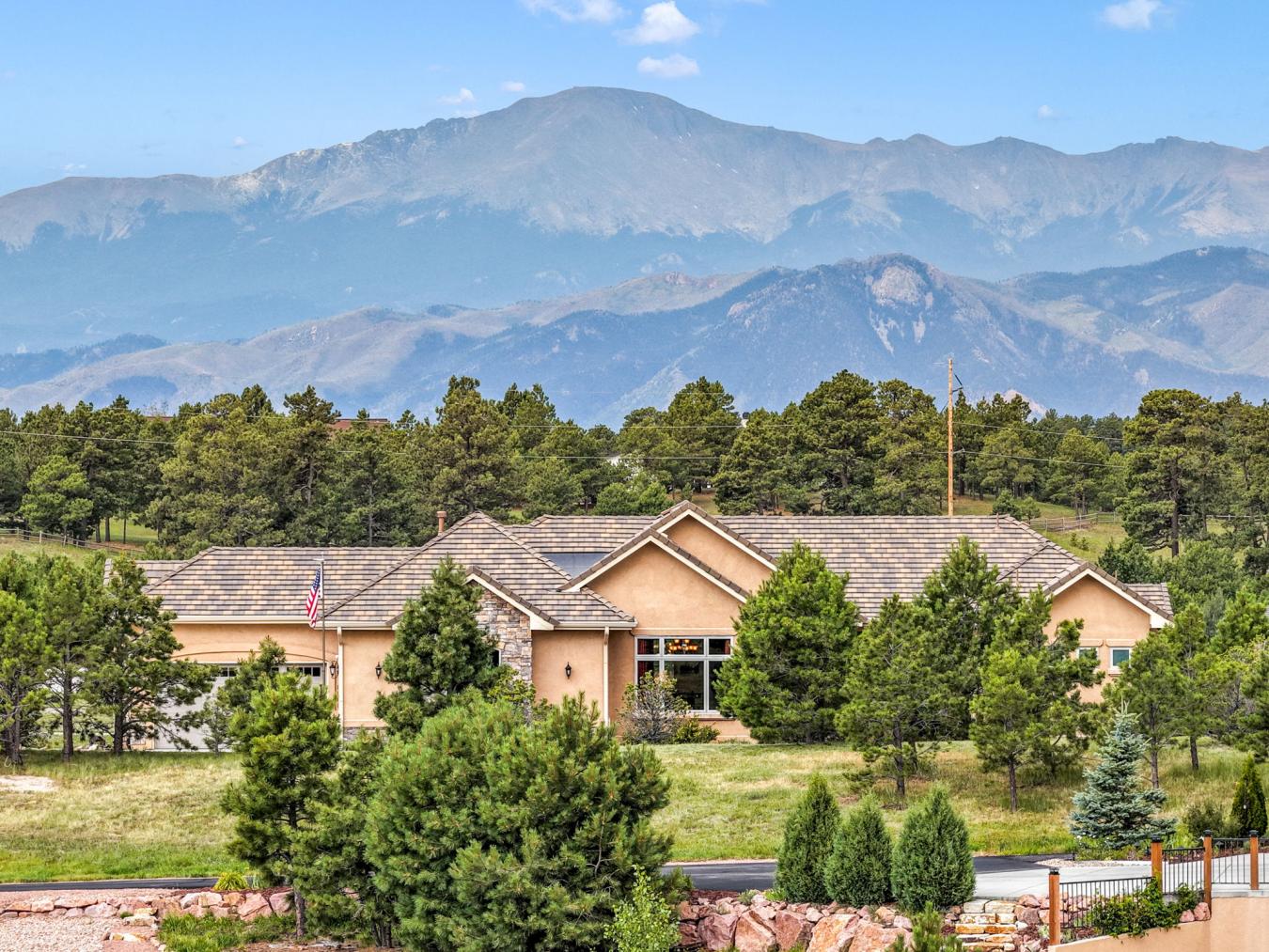 Colorado Springs, El Paso, 80908, United States, 4 Bedrooms Bedrooms, ,4 BathroomsBathrooms,Residential,For Sale,1964612