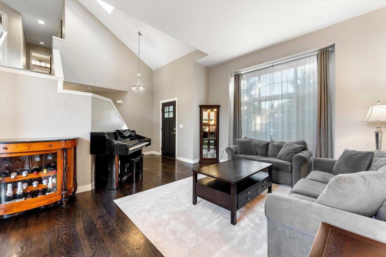 North Bend, King, 98045, United States, 4 Bedrooms Bedrooms, ,2 BathroomsBathrooms,Residential,For Sale,1965928