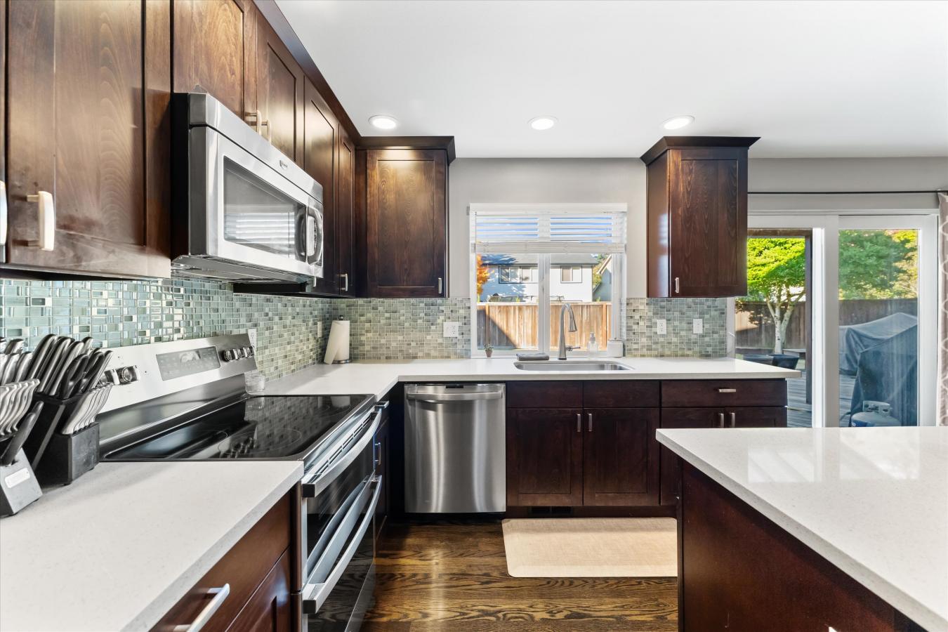 North Bend, King, 98045, United States, 4 Bedrooms Bedrooms, ,2 BathroomsBathrooms,Residential,For Sale,1965928