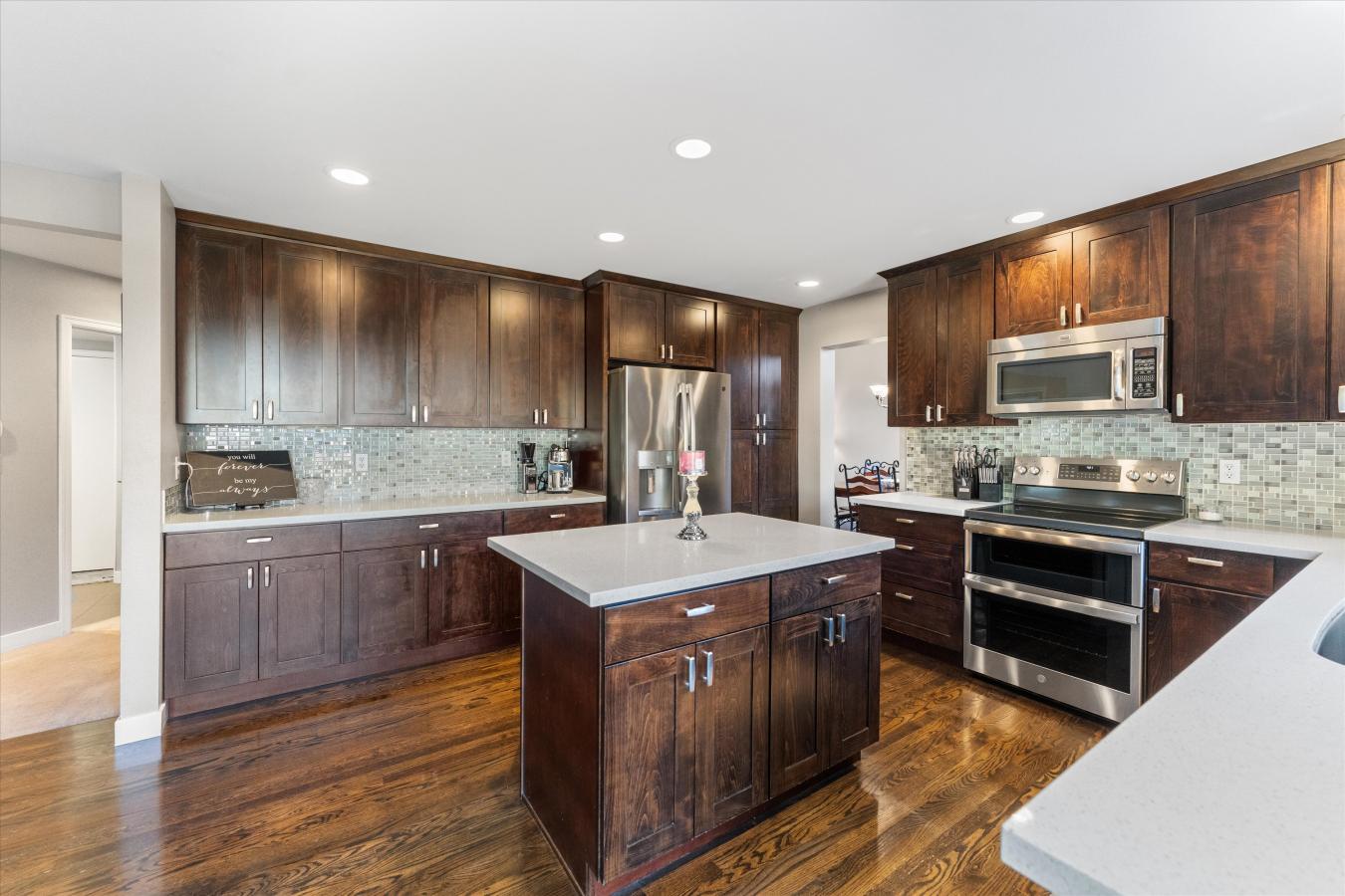 North Bend, King, 98045, United States, 4 Bedrooms Bedrooms, ,2 BathroomsBathrooms,Residential,For Sale,1965928