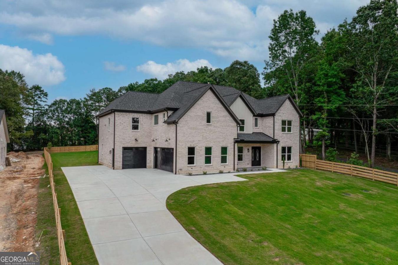 Dacula, Gwinnett, 30019, United States, 5 Bedrooms Bedrooms, ,5 BathroomsBathrooms,Residential,For Sale,1965927