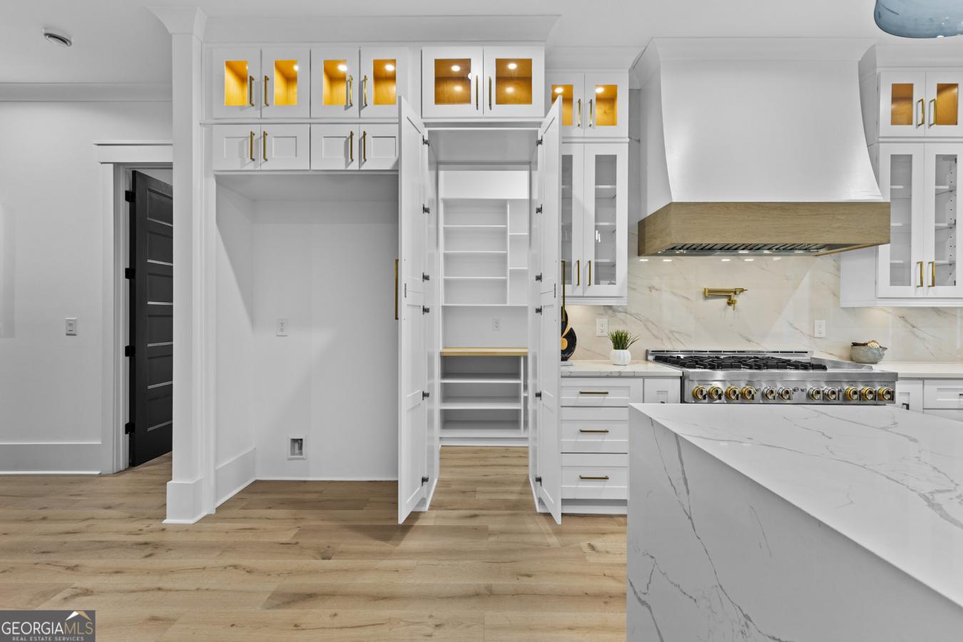 Braselton, Hall, 30517, United States, 5 Bedrooms Bedrooms, ,5 BathroomsBathrooms,Residential,For Sale,1965926