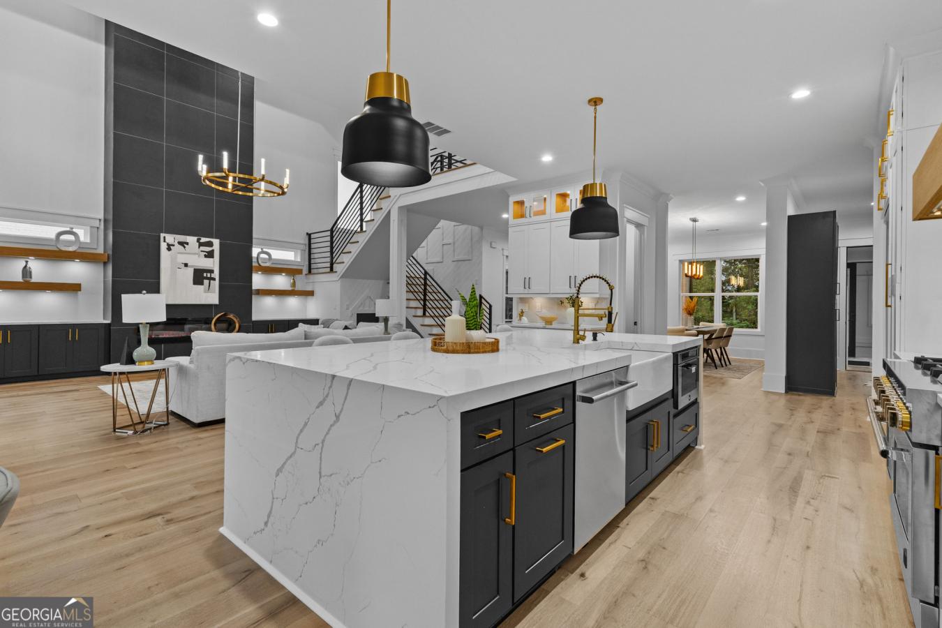 Braselton, Hall, 30517, United States, 5 Bedrooms Bedrooms, ,5 BathroomsBathrooms,Residential,For Sale,1965926