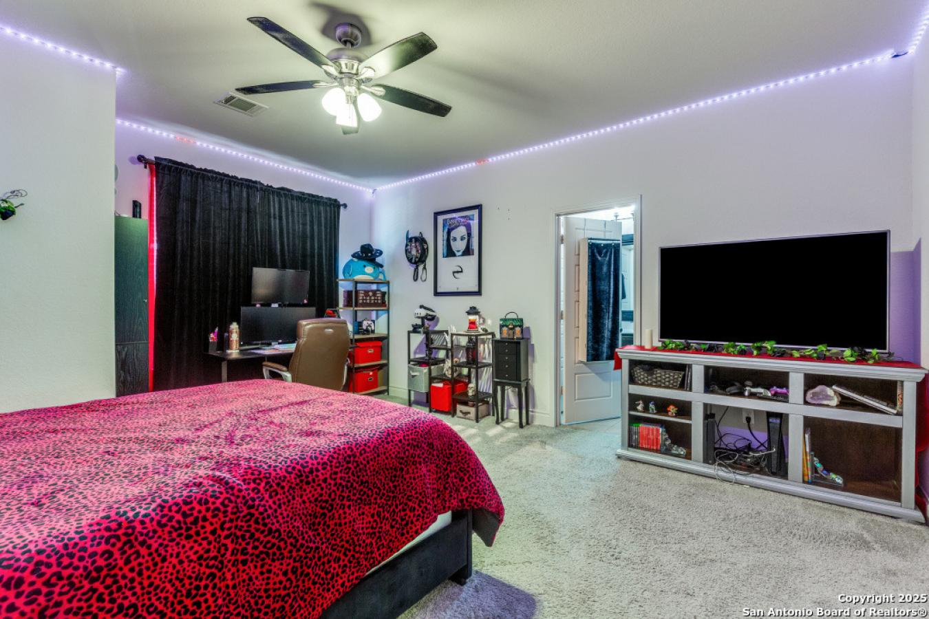 San Antonio, Bexar, 78253, United States, 5 Bedrooms Bedrooms, ,4 BathroomsBathrooms,Residential,For Sale,1965925