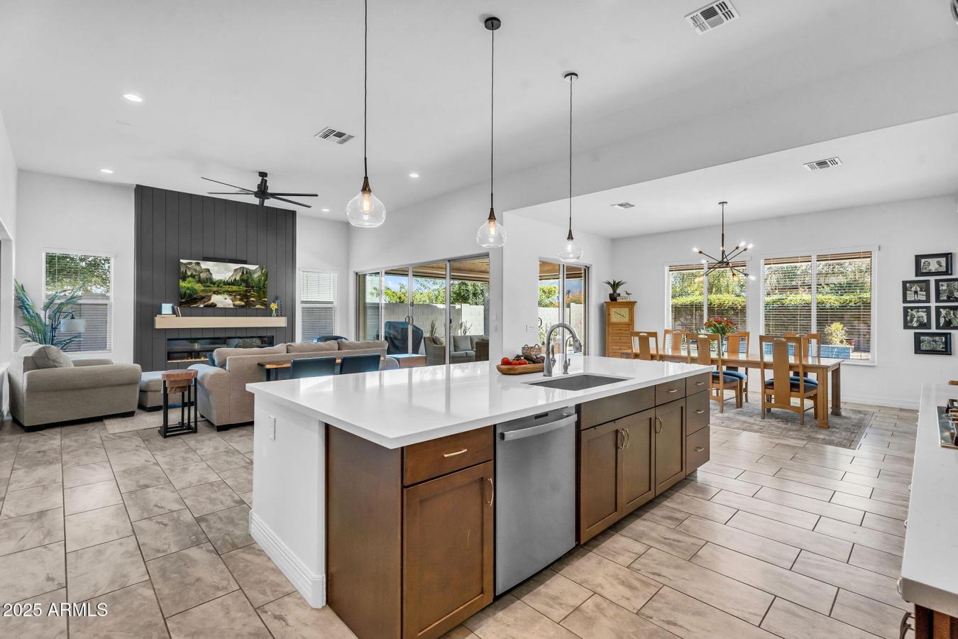 Queen Creek, Maricopa, 85142, United States, 4 Bedrooms Bedrooms, ,2 BathroomsBathrooms,Residential,For Sale,1965924