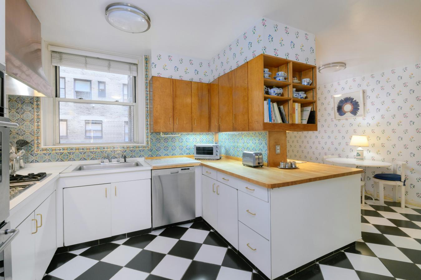New York, New York, 10128, United States, 3 Bedrooms Bedrooms, ,3 BathroomsBathrooms,Residential,For Sale,1967472