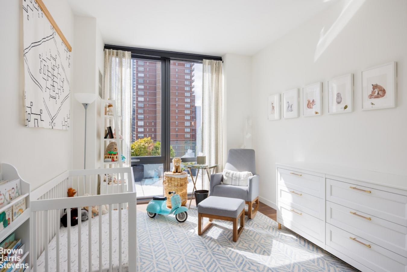 New York, New York, 10128, United States, 3 Bedrooms Bedrooms, ,3 BathroomsBathrooms,Residential,For Sale,1967471