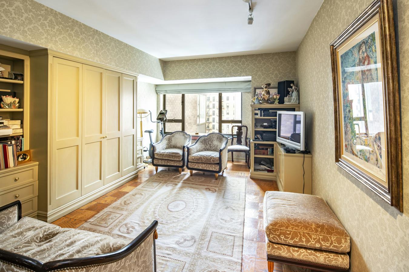 New York, New York, 10022, United States, 3 Bedrooms Bedrooms, ,3 BathroomsBathrooms,Residential,For Sale,1967468