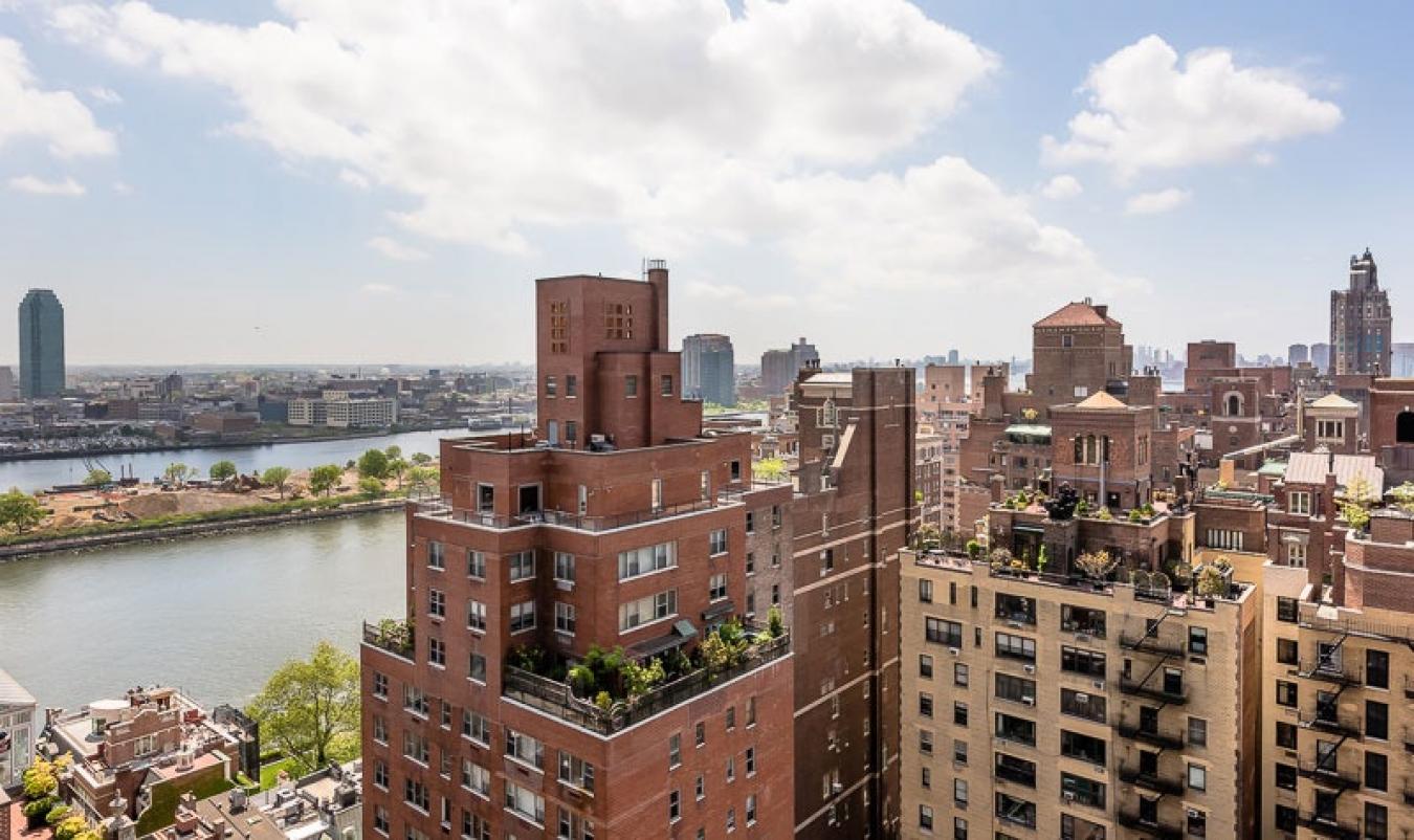 New York, New York, 10022, United States, 2 Bedrooms Bedrooms, ,2 BathroomsBathrooms,Residential,For Sale,1967467