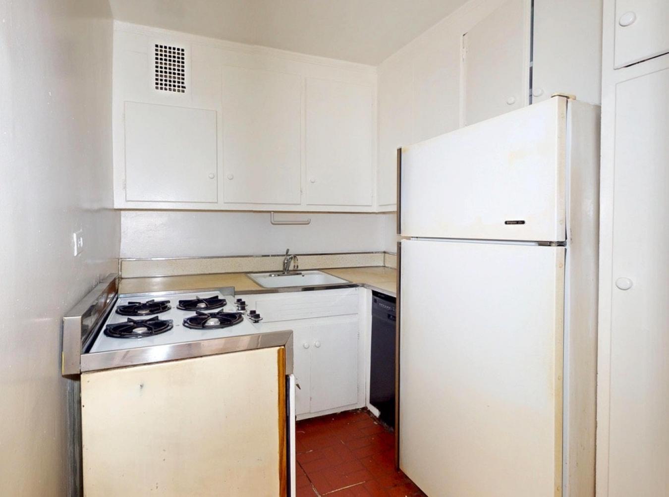 New York, New York, 10065, United States, 3 Bedrooms Bedrooms, ,2 BathroomsBathrooms,Residential,For Sale,1967465