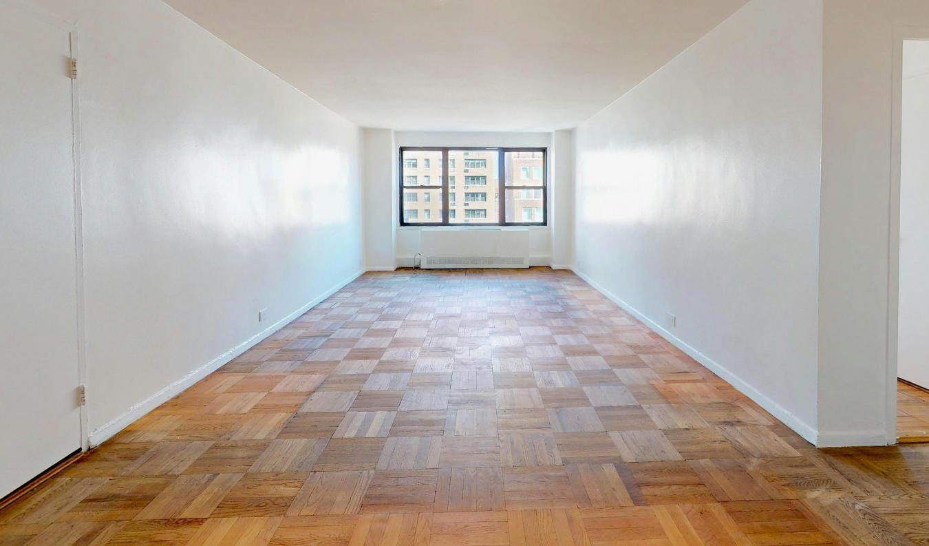 New York, New York, 10065, United States, 3 Bedrooms Bedrooms, ,2 BathroomsBathrooms,Residential,For Sale,1967465