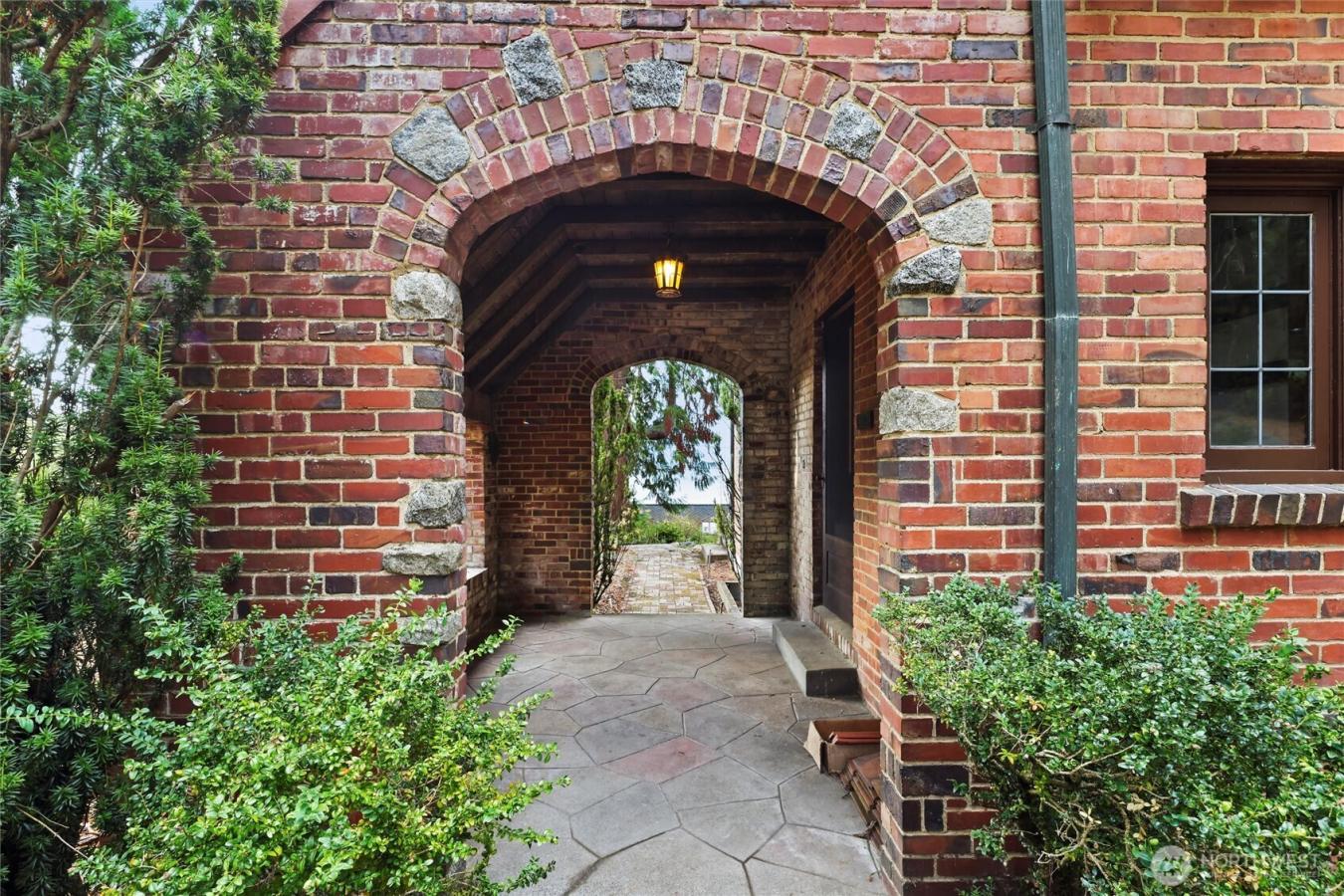 Burien, King, 98166, United States, ,Residential,For Sale,1966114