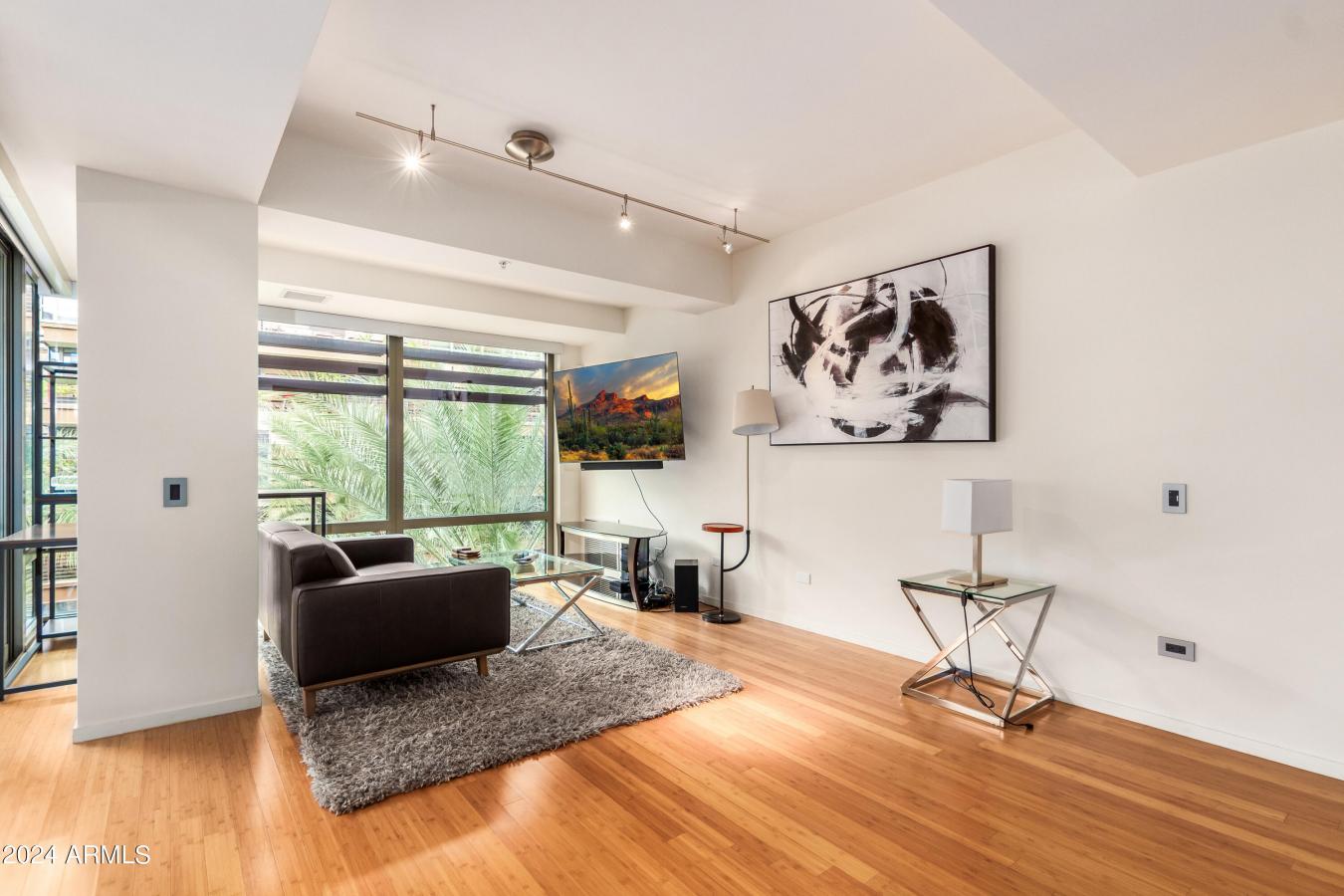 Scottsdale, Maricopa, 85251, United States, 2 Bedrooms Bedrooms, ,2 BathroomsBathrooms,Residential,For Sale,1966113