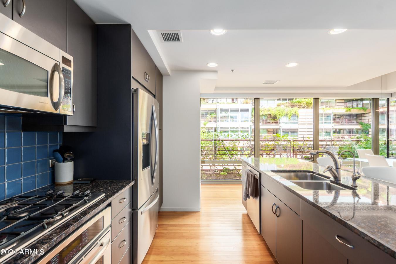 Scottsdale, Maricopa, 85251, United States, 2 Bedrooms Bedrooms, ,2 BathroomsBathrooms,Residential,For Sale,1966113