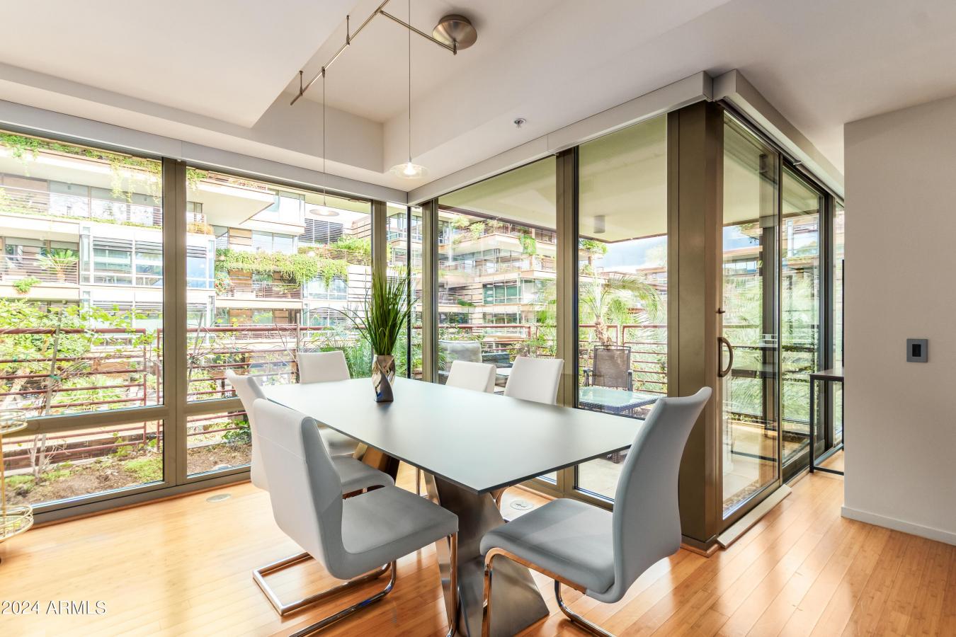 Scottsdale, Maricopa, 85251, United States, 2 Bedrooms Bedrooms, ,2 BathroomsBathrooms,Residential,For Sale,1966113