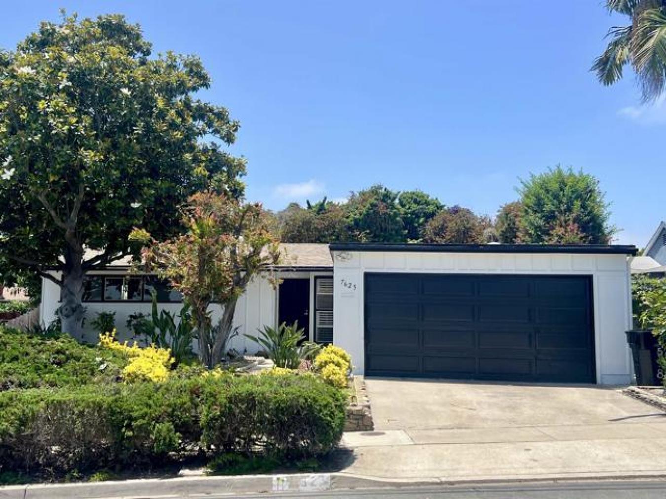 San Diego, San Diego, 92123, United States, 3 Bedrooms Bedrooms, ,7 BathroomsBathrooms,Residential,For Sale,1966112